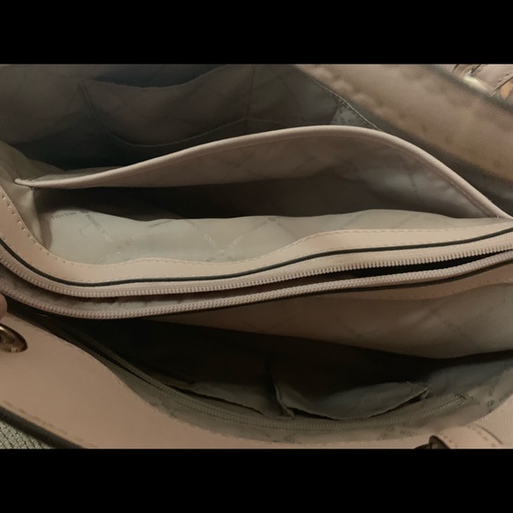 3- Michael Kors Purse Bundle - Picture 5 of 7